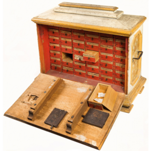 Museo: cassetta lignea dipinta